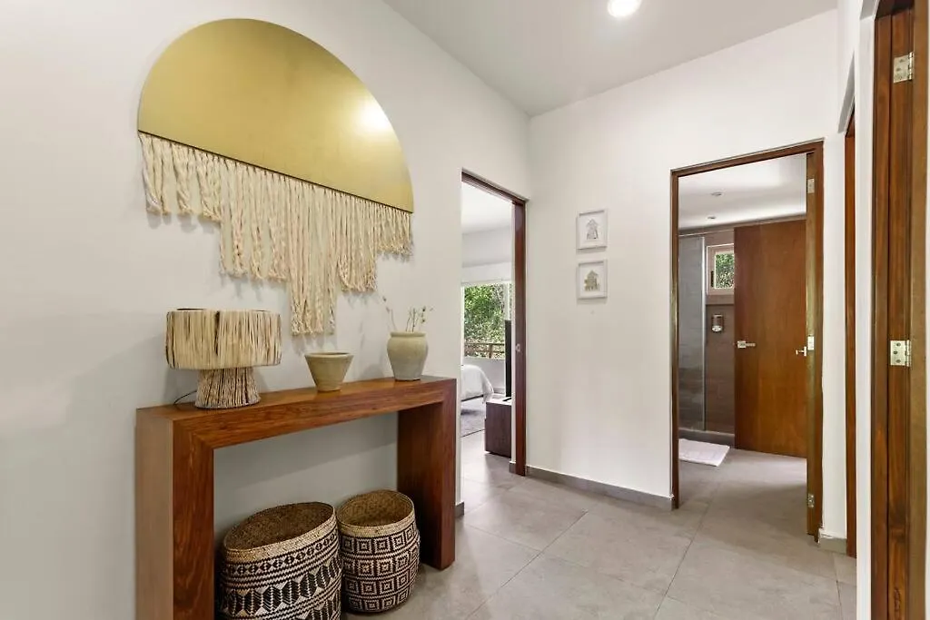 Stylish 2Bd Condo In Prime Location With Balcony Tulum Apartment