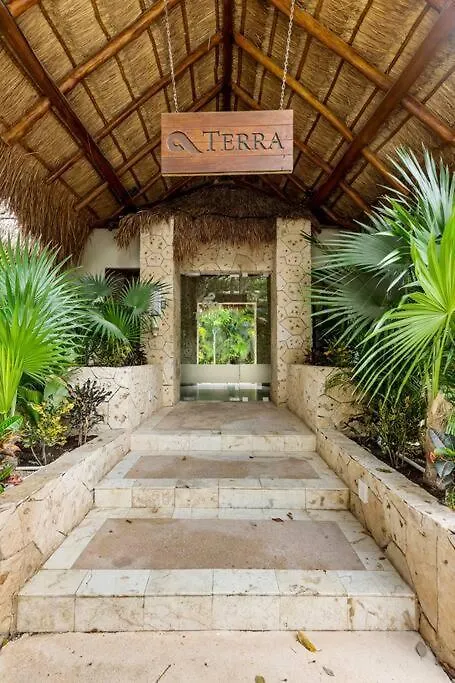 Stylish 2Bd Condo In Prime Location With Balcony Tulum Mexico