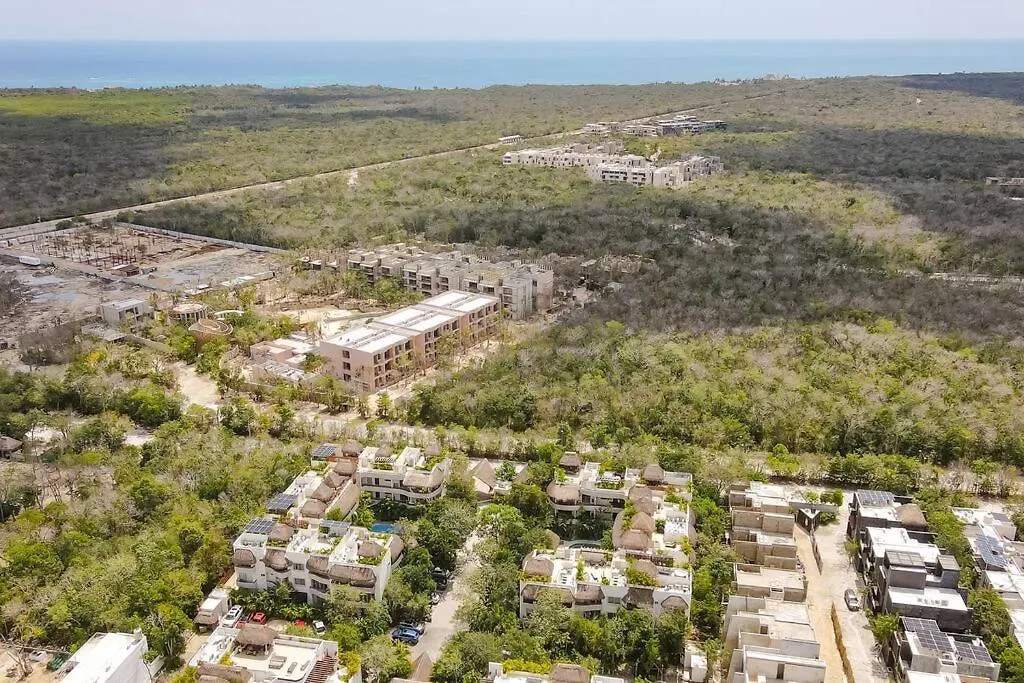 Stylish 2Bd Condo In Prime Location With Balcony Tulum 0*,  Mexico