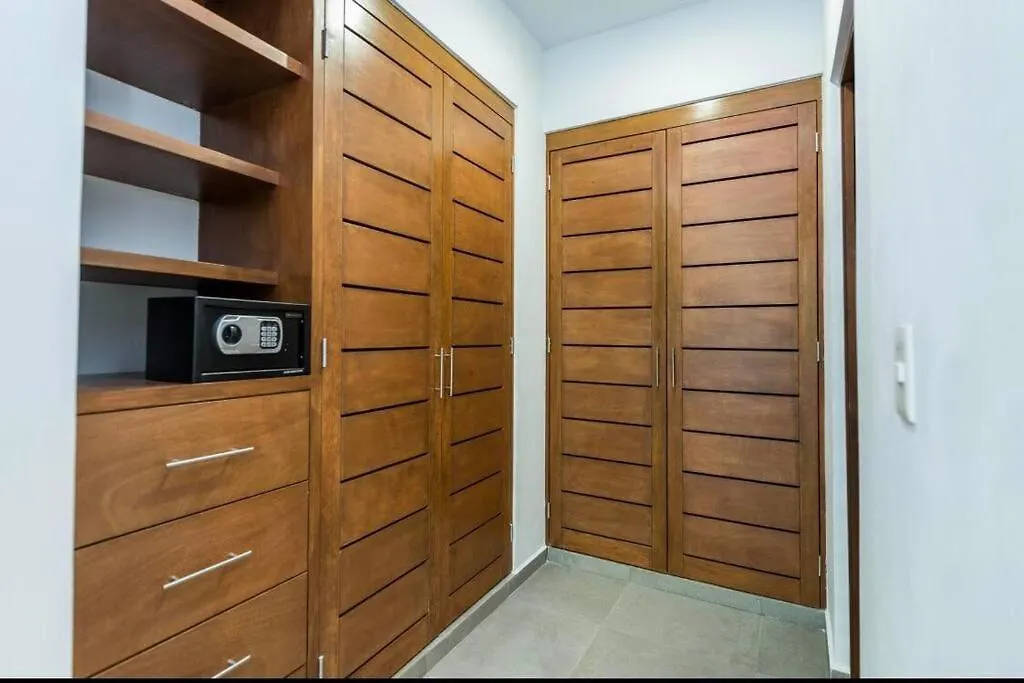 Stylish 2Bd Condo In Prime Location With Balcony Tulum Apartment