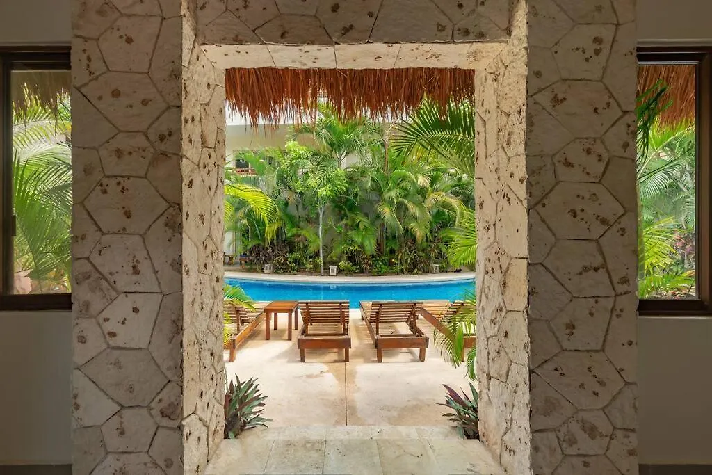 Stylish 2Bd Condo In Prime Location With Balcony Tulum Apartment