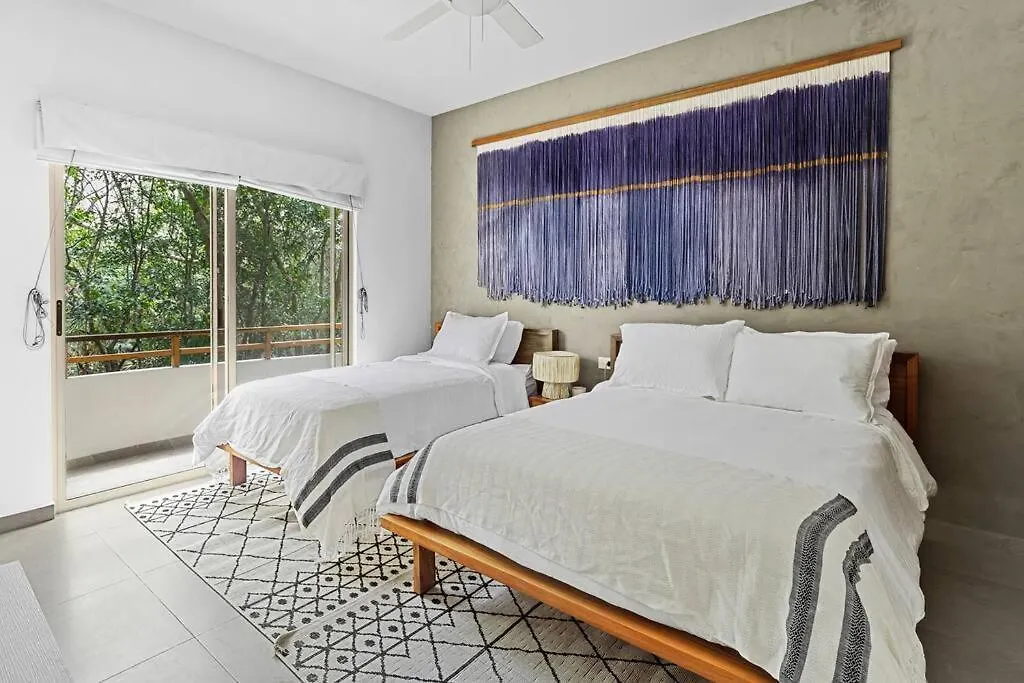 Stylish 2Bd Condo In Prime Location With Balcony Tulum Apartment