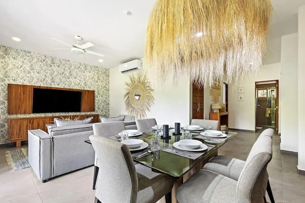 Stylish 2Bd Condo In Prime Location With Balcony Tulum