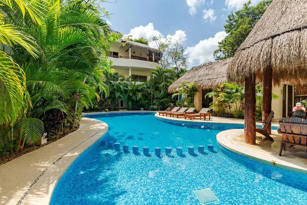 Stylish 2Bd Condo In Prime Location With Balcony Tulum Apartment